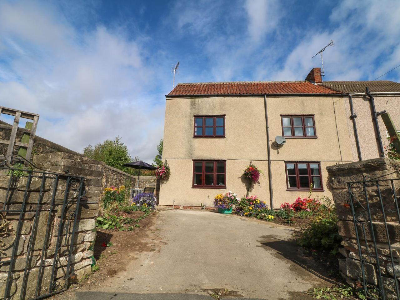 Dove Cottage Clowne 外观 照片