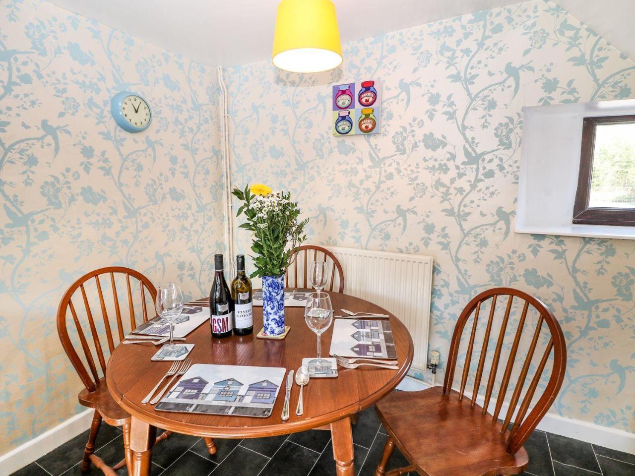 Dove Cottage Clowne 外观 照片